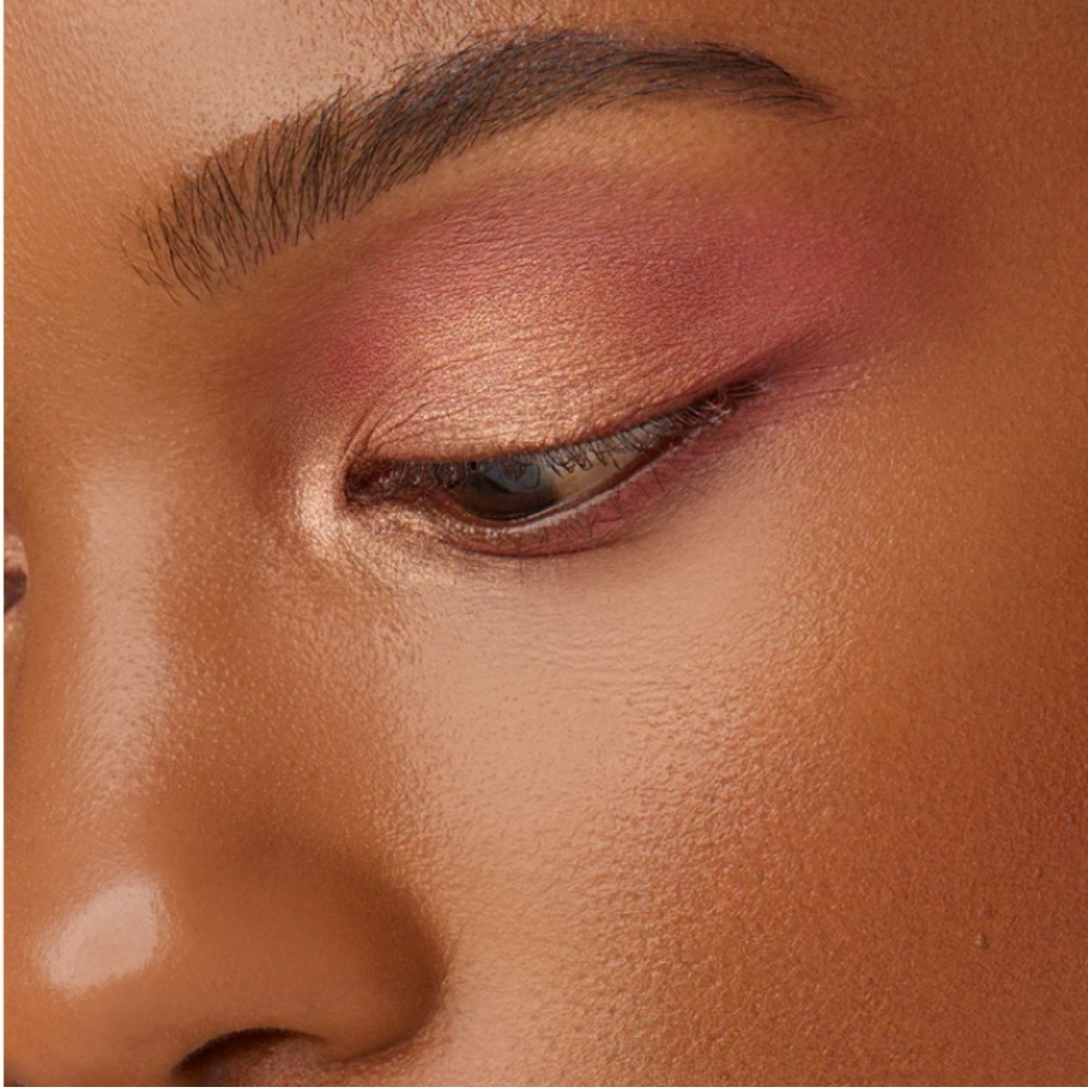 NIB✅EM COSMETICS MAGIC HOUR - Picture 5 of 11